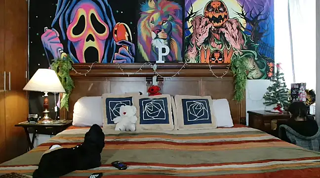 Snapshot of MINI_Petite chatting on 12-23-24, 07:52 MINI Petite online show from 12-23-24, 07:52