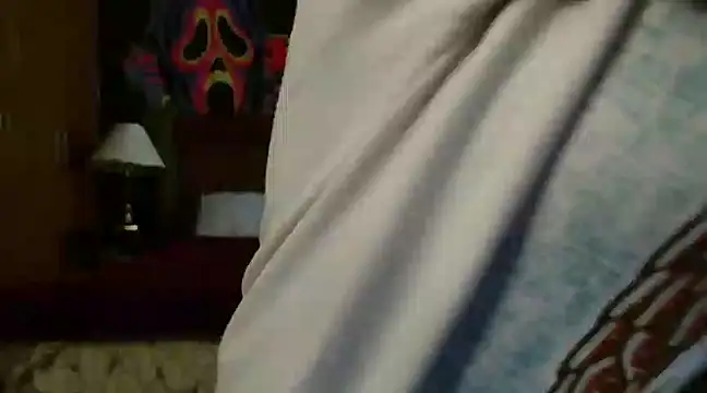 Snapshot of MINI_Petite chatting on 02-24-25, 05:31 MINI Petite online show from 02-24-25, 05:31