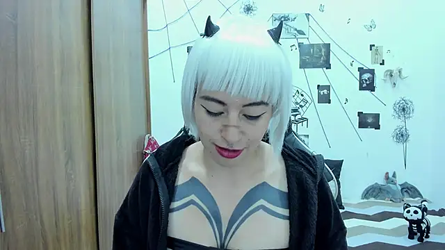 yunkodolly666 online show from 03-20-25, 12:19