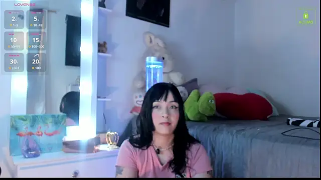 miaa-lee online show from 11-20-25, 01:55