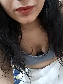 CuteSarikaLIVE online show from 02-26-25, 04:47