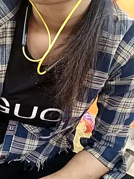 CuteSarikaLIVE online show from 02-19-26, 03:57