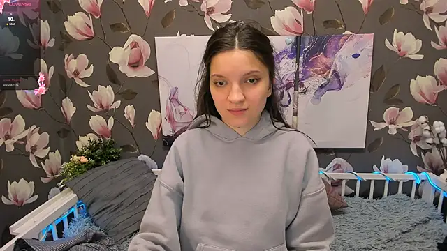 MelaniGrand online show from 12-18-24, 03:00