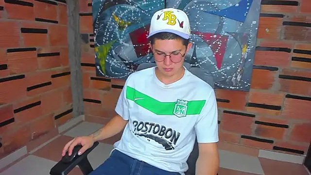 patrik 027 online show from 01-18-25, 02:33