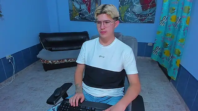 patrik 027 online show from 11-26-25, 08:15