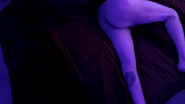 Snapshot of Time2playN303party chatting on 11-17-25, 07:36 Time2playN303party online show from 11-17-25, 07:36