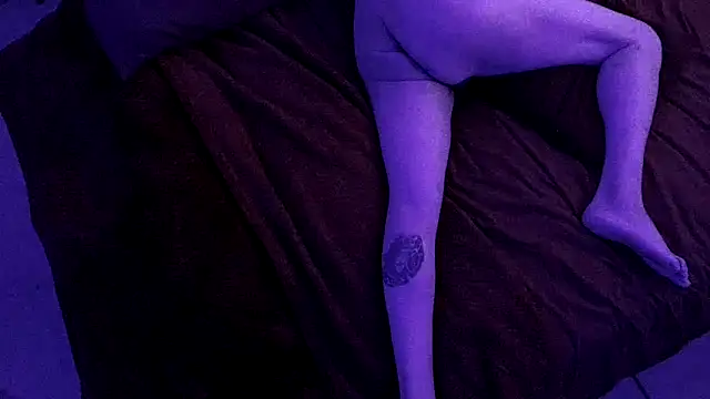 Snapshot of Time2playN303party chatting on 11-17-25, 09:09 Time2playN303party online show from 11-17-25, 09:09