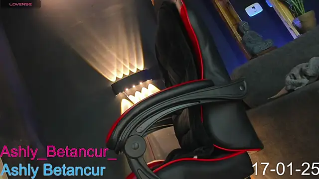 AshlyBetancurX online show from 01-18-25, 03:53