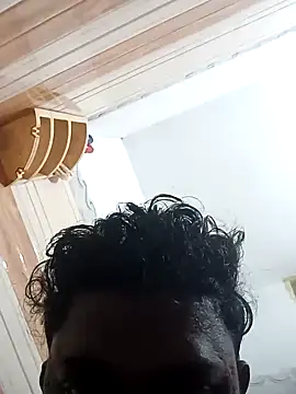 Snapshot of Mallupaiyanaachu chatting on 01-05-25, 12:09 Mallupaiyanaachu online show from 01-05-25, 12:09