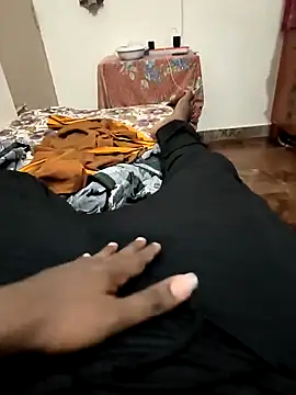 Snapshot of Mallupaiyanaachu chatting on 02-02-25, 01:08 Mallupaiyanaachu online show from 02-02-25, 01:08