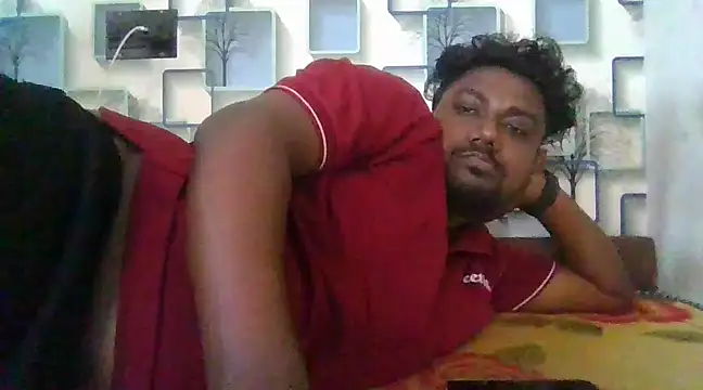 Snapshot of Mallupaiyanaachu chatting on 02-28-25, 09:15 Mallupaiyanaachu online show from 02-28-25, 09:15