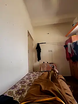 Snapshot of Mallupaiyanaachu chatting on 03-12-25, 07:35 Mallupaiyanaachu online show from 03-12-25, 07:35