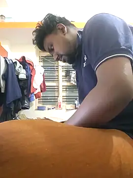 Snapshot of Mallupaiyanaachu chatting on 03-12-25, 03:40 Mallupaiyanaachu online show from 03-12-25, 03:40