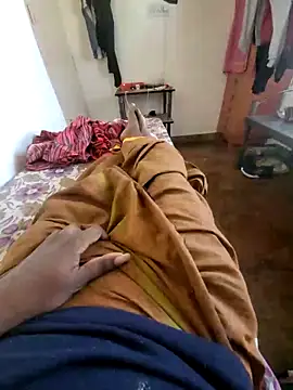 Snapshot of Mallupaiyanaachu chatting on 03-15-25, 03:51 Mallupaiyanaachu online show from 03-15-25, 03:51