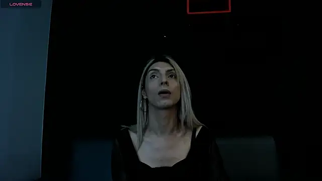 Snapshot of Victoria_Badgal_ chatting on 12-12-24, 07:48 Victoria Badgal online show from 12-12-24, 07:48