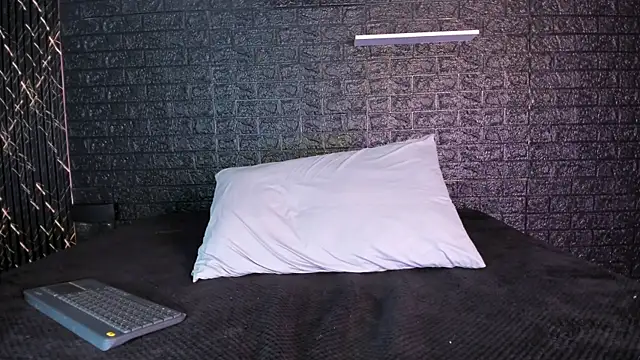 Snapshot of Victoria_Badgal_ chatting on 10-02-25, 08:16 Victoria Badgal online show from 10-02-25, 08:16