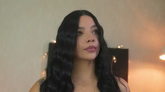 sarah hiill online show from 04-24-26, 11:07