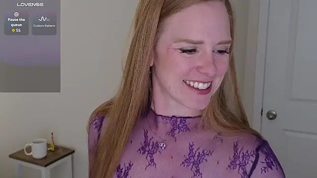 CharlotteDoe online show from 10-05-25, 01:42