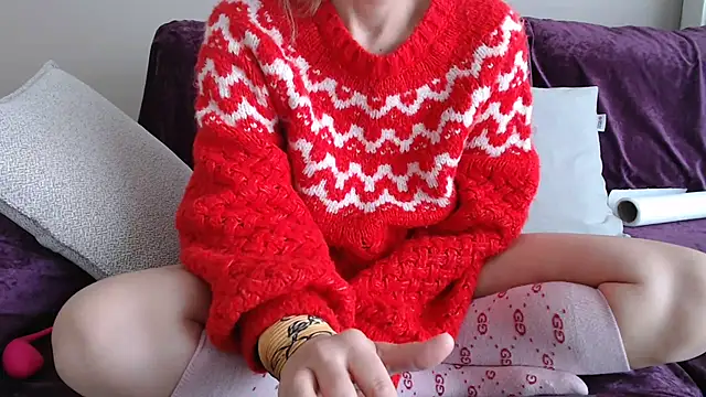 Snapshot of Galadriel chatting on 01-23-25, 09:29 Galadriel online show from 01-23-25, 09:29