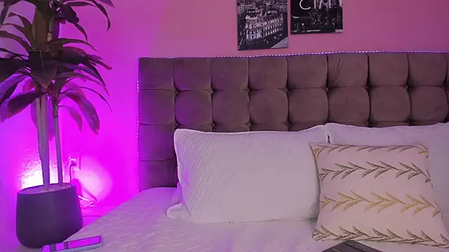 Stefhanyblow online show from 02-27-25, 12:54