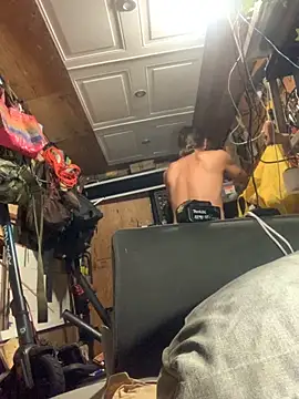 Snapshot of Likewise chatting on 11-26-25, 12:39 Likewise online show from 11-26-25, 12:39