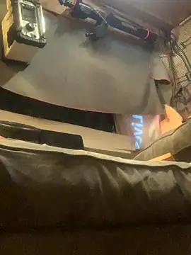 Snapshot of Likewise chatting on 11-28-25, 06:10 Likewise online show from 11-28-25, 06:10