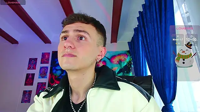 Snapshot of dimitri-bilak chatting on 12-21-24, 10:30 dimitri-bilak online show from 12-21-24, 10:30