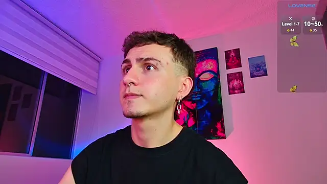 Snapshot of dimitri-bilak chatting on 11-12-25, 02:23 dimitri-bilak online show from 11-12-25, 02:23