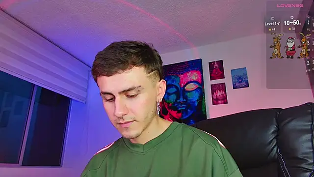 Snapshot of dimitri-bilak chatting on 12-04-25, 11:02 dimitri-bilak online show from 12-04-25, 11:02