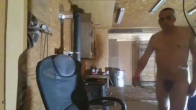 Snapshot of hardcok4u2abuse40 chatting on 01-31-25, 07:50 hardcok4u2abuse40 online show from 01-31-25, 07:50