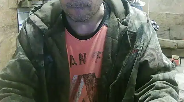 Snapshot of hardcok4u2abuse40 chatting on 02-14-25, 02:18 hardcok4u2abuse40 online show from 02-14-25, 02:18