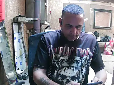 Snapshot of hardcok4u2abuse40 chatting on 10-02-25, 03:57 hardcok4u2abuse40 online show from 10-02-25, 03:57