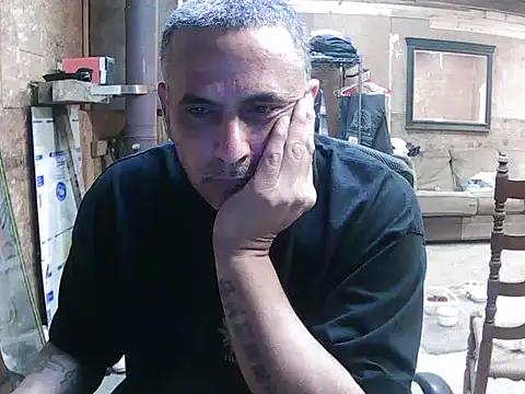 Snapshot of hardcok4u2abuse40 chatting on 10-13-25, 11:38 hardcok4u2abuse40 online show from 10-13-25, 11:38