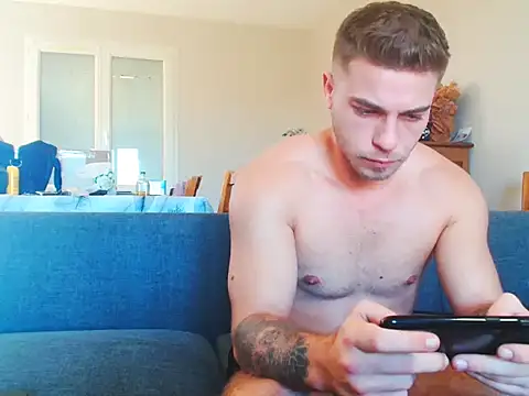 Elkafit28 online show from 04-07-26, 09:54