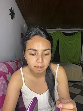 Snapshot of Miss_Nicole chatting on 12-14-24, 01:17 Miss Nicole online show from 12-14-24, 01:17