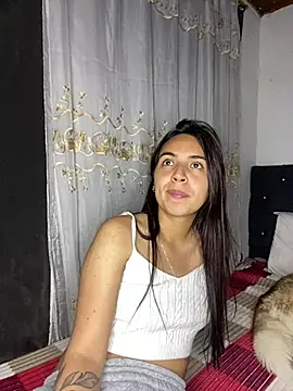 Snapshot of Miss_Nicole chatting on 02-21-25, 02:39 Miss Nicole online show from 02-21-25, 02:39