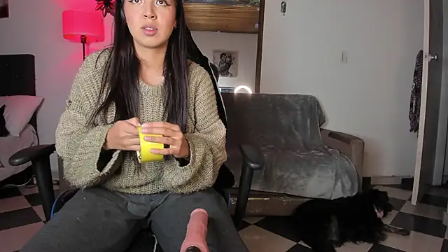 Snapshot of Miss_Nicole chatting on 03-08-25, 02:45 Miss Nicole online show from 03-08-25, 02:45