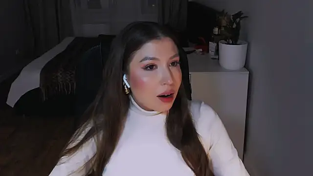 Eva Chris online show from 10-10-25, 05:12