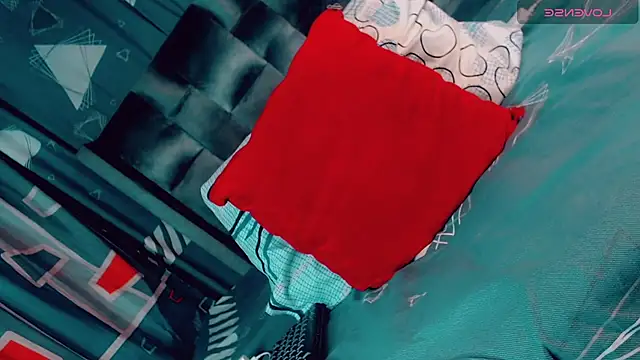 CharlotteBigCock online show from 04-24-26, 02:19