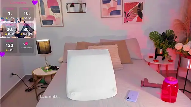 Misslaurenn online show from 02-19-25, 01:08