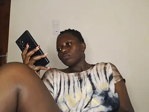 queenofqueens96 online show from 03-18-26, 04:37