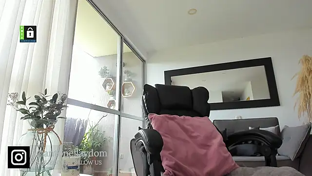 antonella dom1 online show from 03-10-25, 04:14