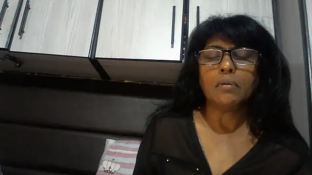 MsAttitude online show from 10-09-25, 06:44