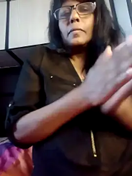 MsAttitude online show from 06-12-26, 08:24