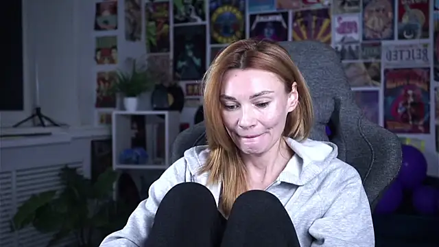 Snapshot of MistyBarnes chatting on 12-08-24, 11:46 MistyBarnes online show from 12-08-24, 11:46