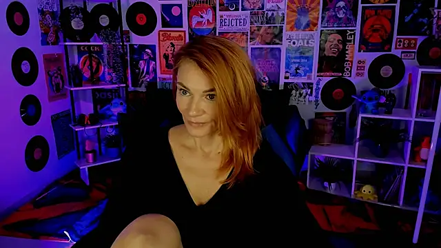 Snapshot of MistyBarnes chatting on 12-28-24, 08:26 MistyBarnes online show from 12-28-24, 08:26