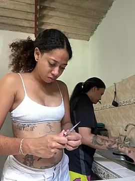 Miley and Vash online show from 12-22-24, 06:37