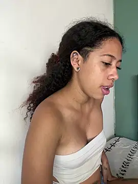 Miley and Vash online show from 12-27-24, 08:39