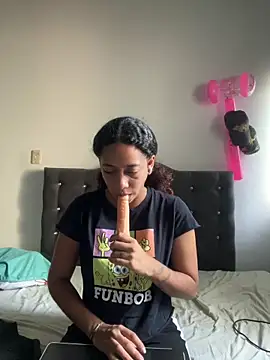 Miley and Vash online show from 01-11-25, 03:09