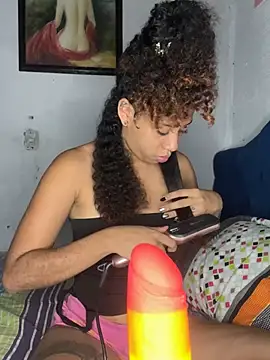 Miley and Vash online show from 03-07-25, 07:38